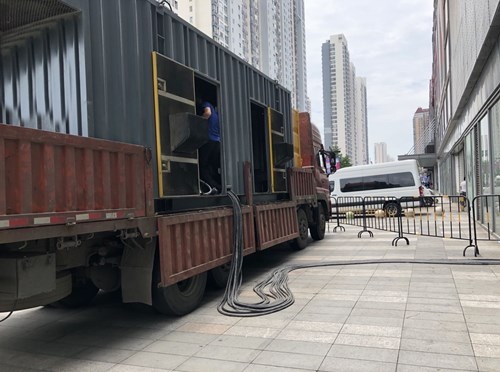 锡林浩特柴油发电机空气滤清器在不同季节的更换周期是否有差异？